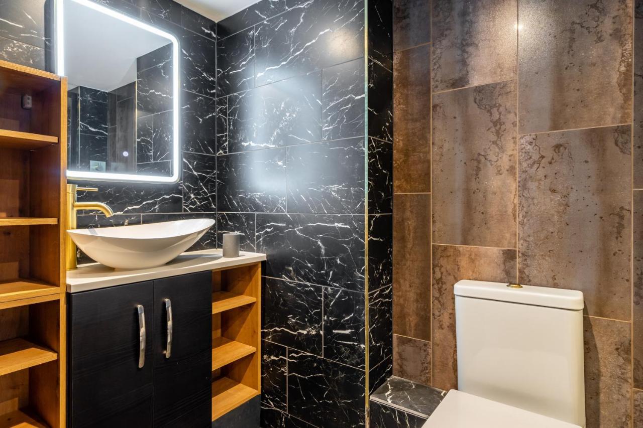 34 Coney Street Apartment *