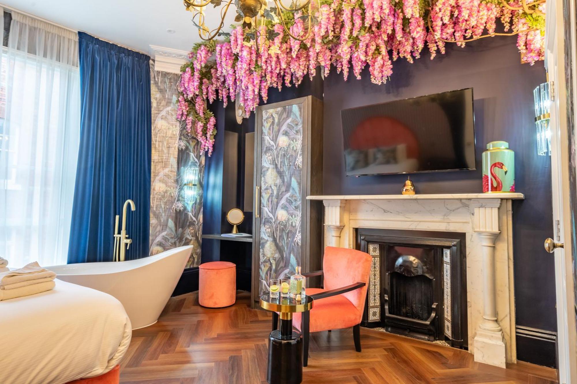 34 Coney Street Apartment *
